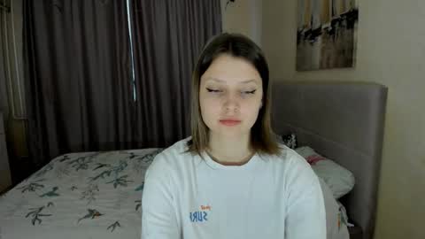 Snapshot of soninex chatting on September 30, 2:33 pm SoniNex online show from September 30, 2:33 pm