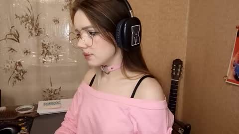 Mila online show from February 28, 5:14 pm