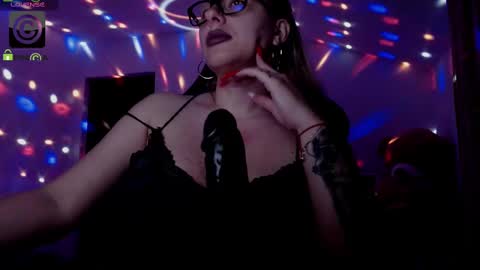 Sonia online show from February 9, 8:24 pm