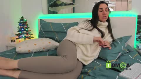 Snapshot of sonyaparadise937 chatting on January 9, 1:29 am SonyaParadise online show from January 9, 1:29 am