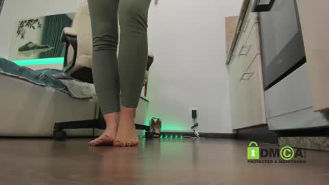 Snapshot of sonyaparadise937 chatting on January 31, 12:17 am SonyaParadise online show from January 31, 12:17 am