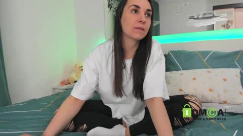 Snapshot of sonyaparadise937 chatting on March 12, 7:46 am SonyaParadise online show from March 12, 7:46 am