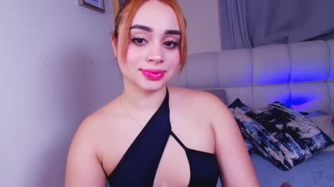 Snapshot of soph1a_roy chatting on May 15, 12:56 pm Sophia Roy online show from May 15, 12:56 pm