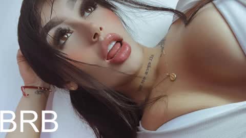 Snapshot of sophi_carter chatting on March 1, 11:06 am Sophi online show from March 1, 11:06 am