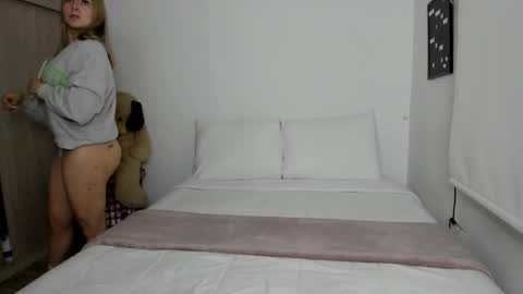 Sofi online show from December 12, 2:37 am