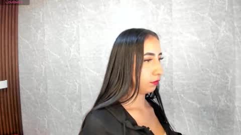 Sophi Thaylorr online show from January 19, 1:15 pm