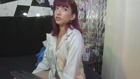 Snapshot of sophia_arevalo_ chatting on April 11, 7:45 am Sophia online show from April 11, 7:45 am