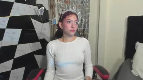 Snapshot of sophia_arevalo_ chatting on May 11, 2:17 am Sophia online show from May 11, 2:17 am