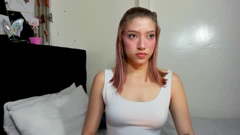 Snapshot of sophia_arevalo_ chatting on May 27, 3:03 am Sophia online show from May 27, 3:03 am