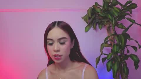 Snapshot of sophia_berryy chatting on October 23, 12:32 am Sophia Independent model online show from October 23, 12:32 am