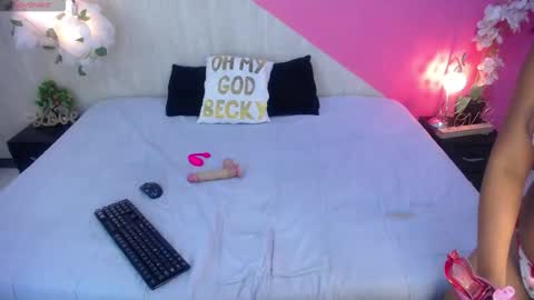 sophia_brunette21 online show from November 29, 1:03 pm