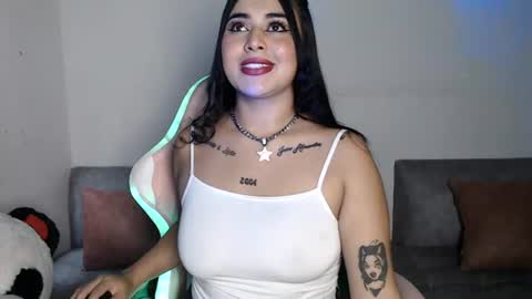 sophia online show from June 19, 4:11 pm
