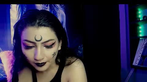 Snapshot of sophia_dk chatting on February 21, 6:42 pm sophia hottie online show from February 21, 6:42 pm