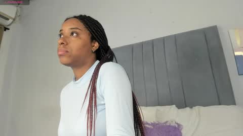 Snapshot of sophia_ebony___ chatting on May 5, 12:13 pm sophia_ebony___ online show from May 5, 12:13 pm
