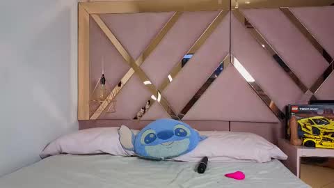 Sophia Grand online show from October 22, 5:19 am