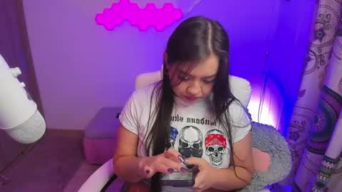 sophia_grants online show from January 28, 1:50 am