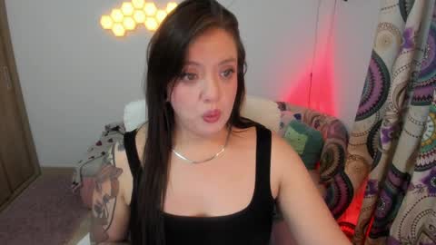 sophia_grants online show from May 9, 2:17 am