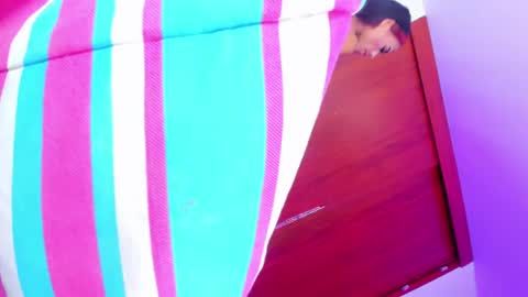 sophia_horny19 online show from May 22, 9:15 am