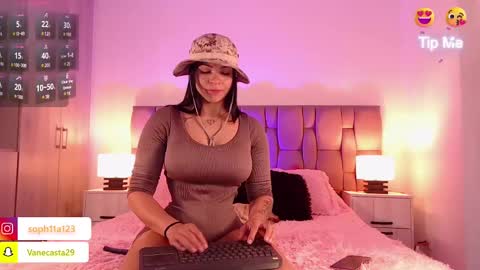 Sophia Carson online show from March 6, 10:47 pm