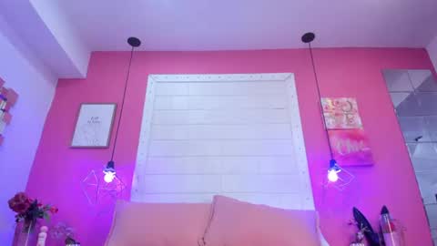 Snapshot of sophia_models chatting on July 2, 7:31 pm Sophia online show from July 2, 7:31 pm