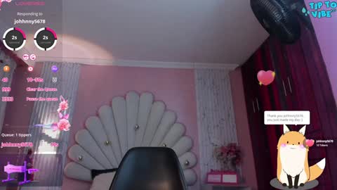 Snapshot of sophia_smith0 chatting on December 13, 8:15 pm sophia online show from December 13, 8:15 pm