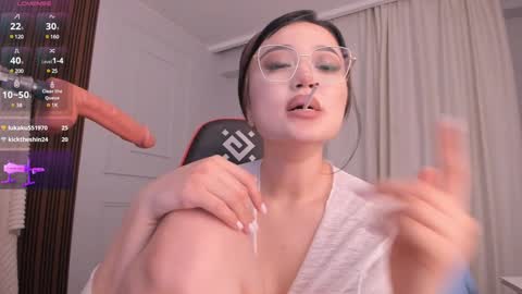 Snapshot of sophia_squirtits chatting on January 16, 5:12 pm QUEEN OF SQUIRT online show from January 16, 5:12 pm
