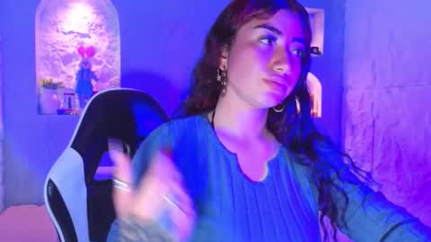 Snapshot of sophia_tf chatting on March 30, 2:45 am Sophia online show from March 30, 2:45 am