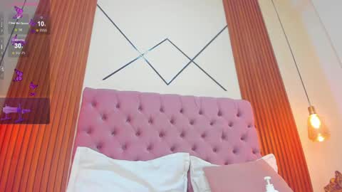 sophia_turneer online show from May 16, 7:45 pm