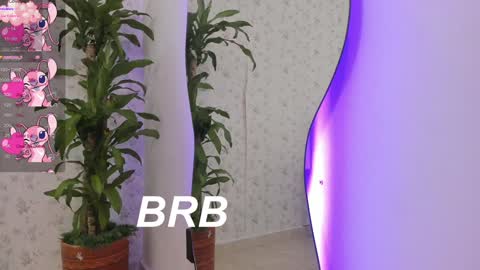 Snapshot of sophia_walkett chatting on January 23, 6:35 pm Michelle online show from January 23, 6:35 pm