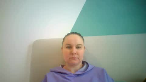 sophia well online show from May 28, 8:33 am