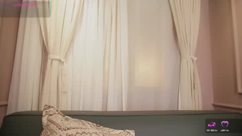 Snapshot of sophia_wilsonn_ chatting on November 1, 11:12 am Sofi online show from November 1, 11:12 am