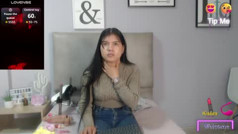 Sophia Bedford online show from May 13, 6:16 pm