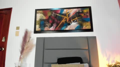 sophiacolliins online show from October 7, 11:51 am