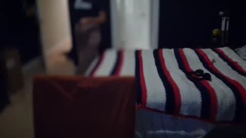 sophiadover online show from March 31, 2:35 am