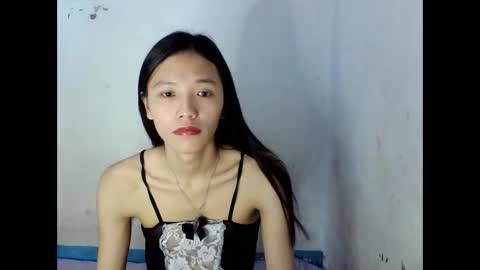 sophialaurel online show from January 4, 4:00 pm