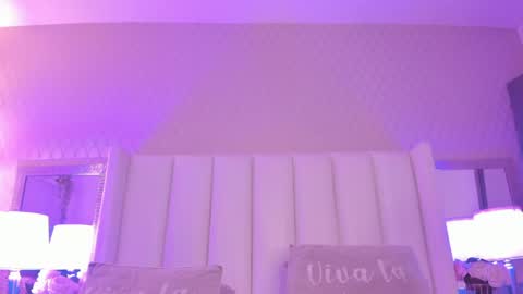 SophiaSmiths online show from May 7, 10:26 pm