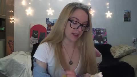 SophiaSonata online show from September 25, 9:18 pm