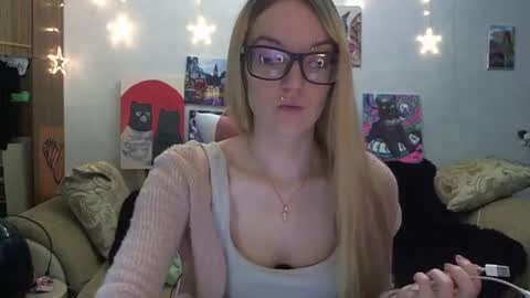 SophiaSonata online show from October 3, 9:45 pm