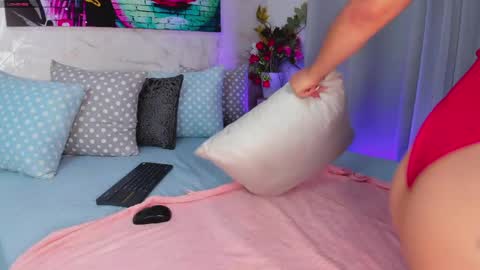   online show from May 16, 7:56 pm