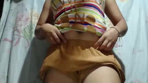 sophie_193 online show from May 21, 6:48 pm