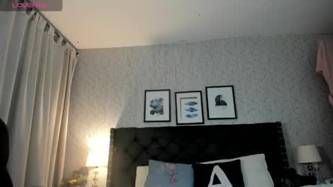 Snapshot of sophie__blare chatting on April 29, 7:31 pm sophie__blare online show from April 29, 7:31 pm