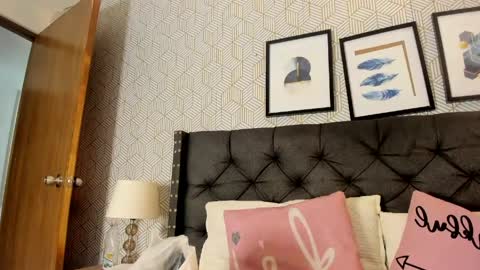 Snapshot of sophie__blare chatting on May 17, 11:50 am sophie__blare online show from May 17, 11:50 am