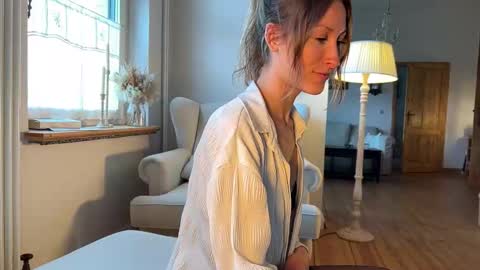 sophie_amalia online show from October 8, 11:08 am
