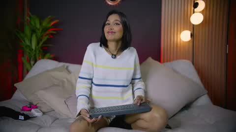 Sophie  Your Squirt Queen  online show from March 31, 2:35 am