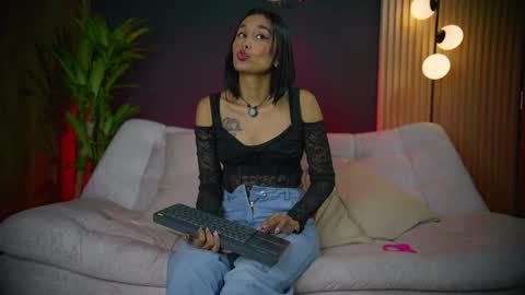 Sophie  Your Squirt Queen  online show from April 3, 1:58 am