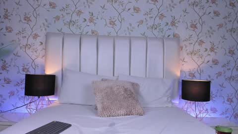 Snapshot of sophie_deargb chatting on January 14, 10:55 pm Sofia  santodomingo online show from January 14, 10:55 pm