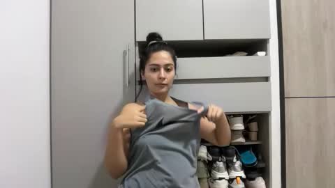 Sophie online show from April 28, 12:31 am