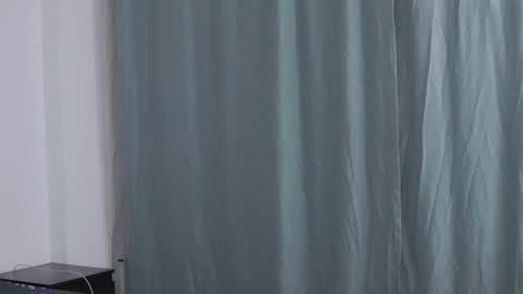 Sophie jeans online show from September 20, 6:20 pm