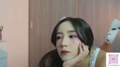 Snapshot of sophie_lii chatting on April 12, 12:26 am Sophie or Sof online show from April 12, 12:26 am
