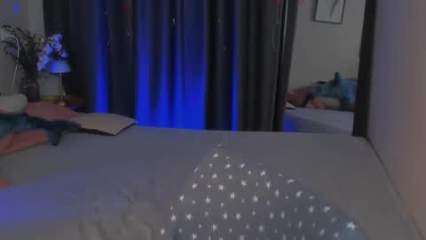 sophie_nomenal_ online show from November 27, 2:08 pm